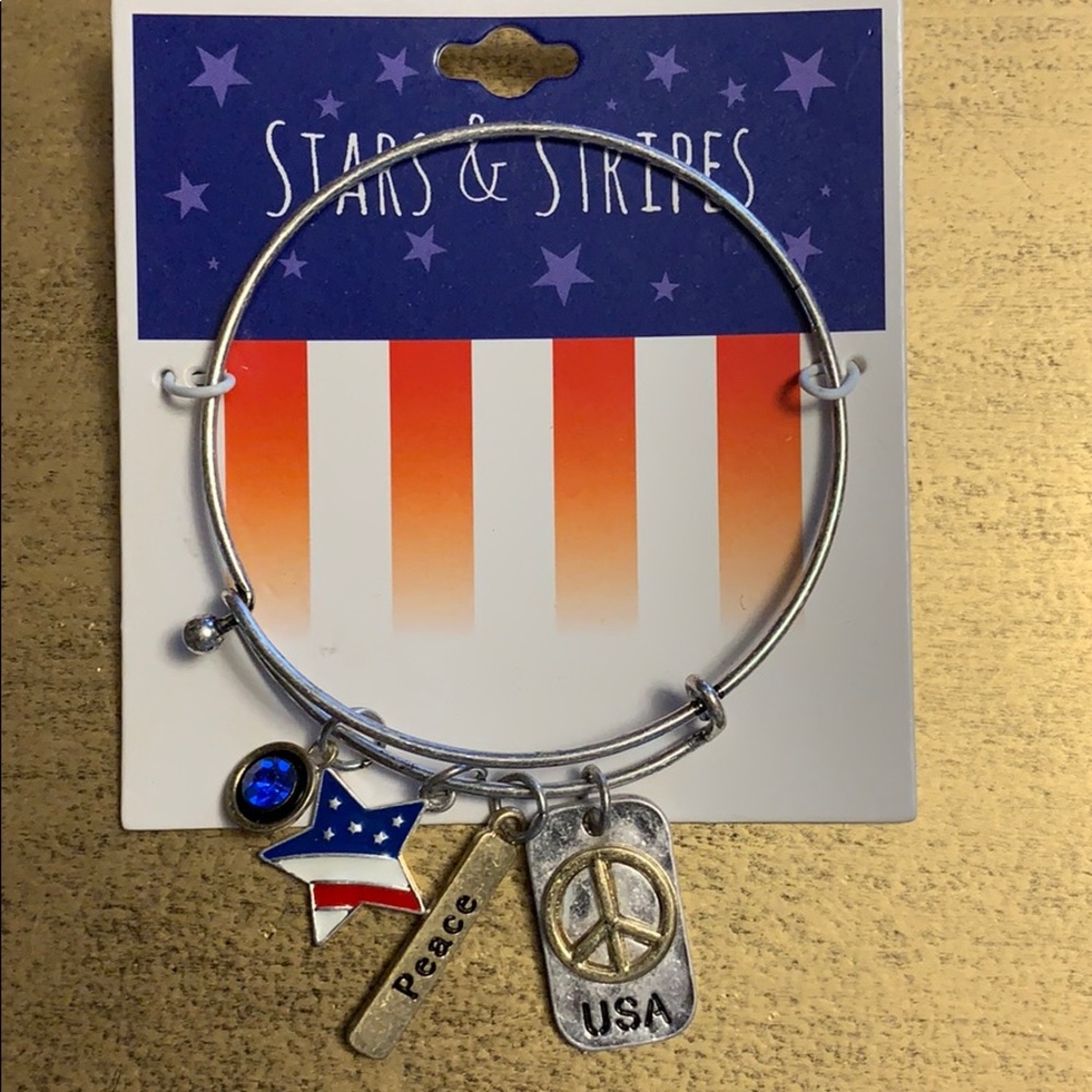 NWT Stars & Stripes Charm Bracelet